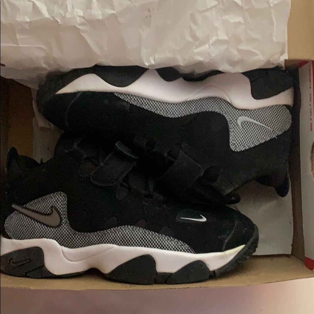 Nike shoes make offer🚀